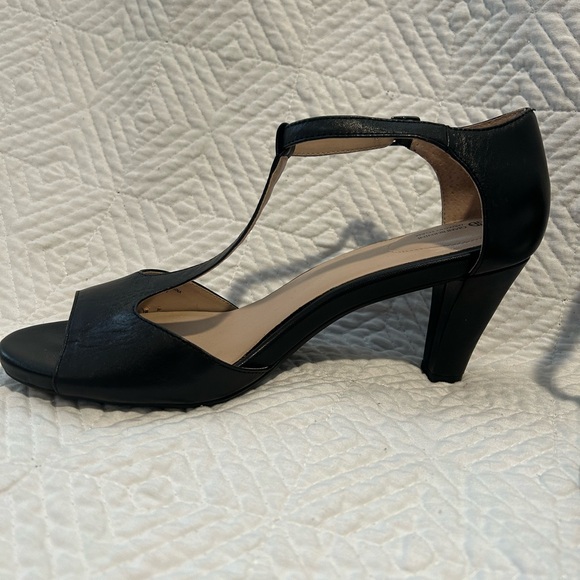 Giani Bernini Memory Foam Peep Toe T Strap Pumps Black Size 11 - Picture 3 of 12